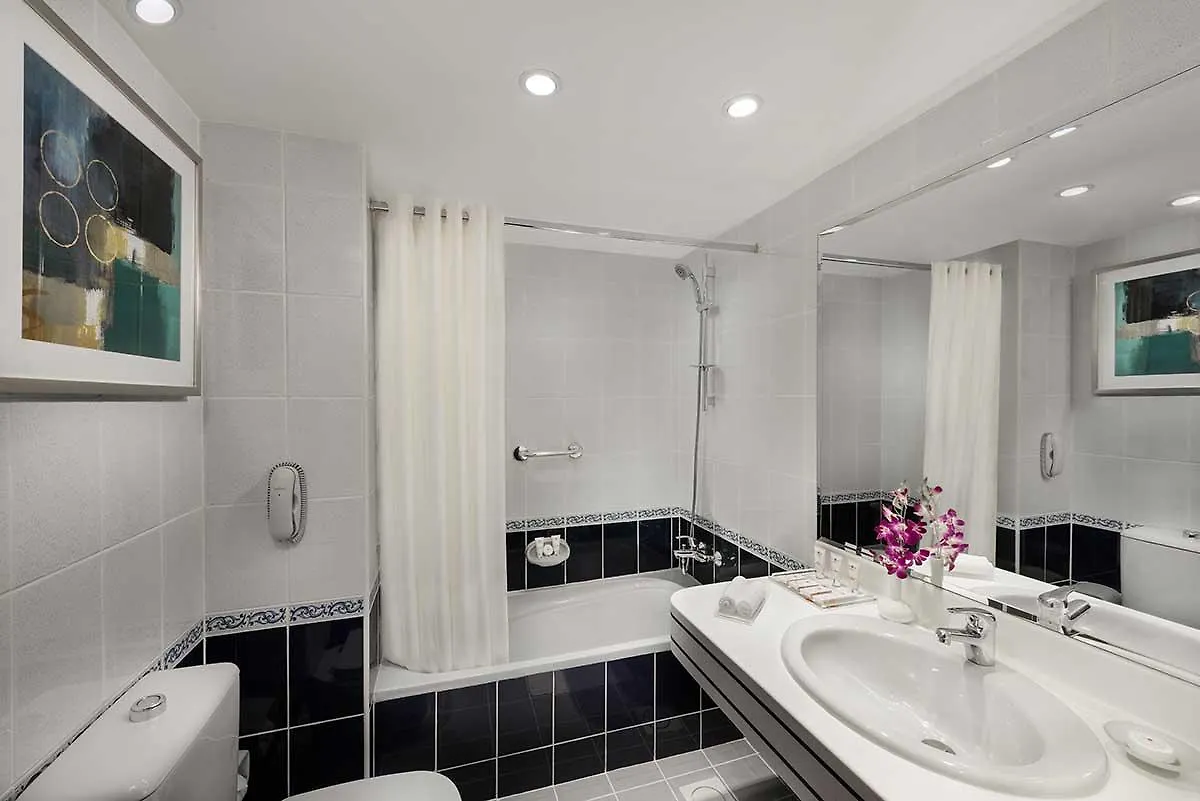 Savoy Central Hotel Apartments Dubai